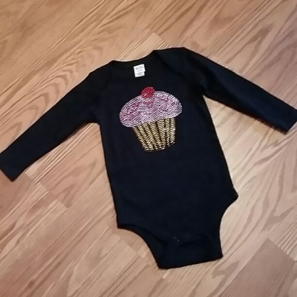 bling cupcake‎ onesie 12mo